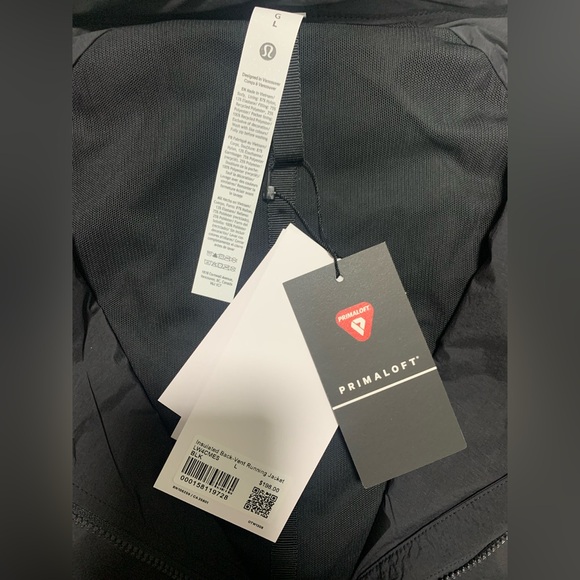 Lululemon NWT Insulated Back-Vent Running Jacket $198 USD Size L Black - Picture 3 of 16